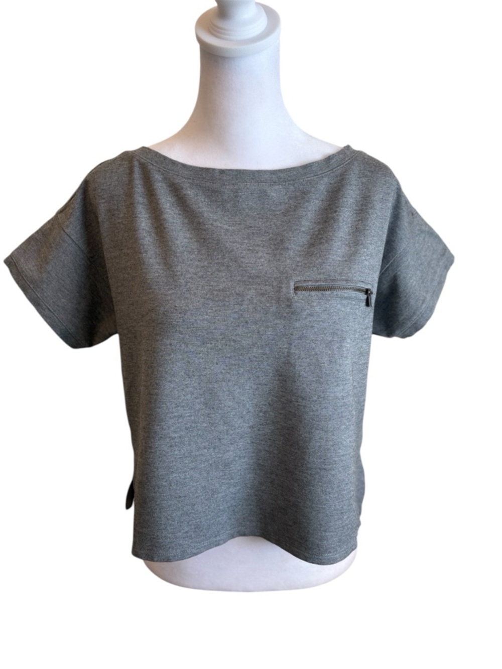 XS Banana Republic Gray Cropped Short Sleeve Shirt